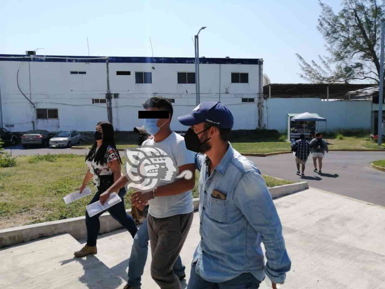 En Veracruz Elementos De La Polic A Capturan A Presunto Violador