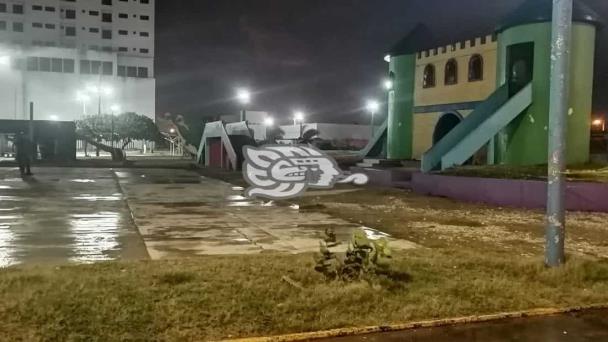 Aparece Cuerpo Colgado En Castillo De Parque De Coatzacoalcos