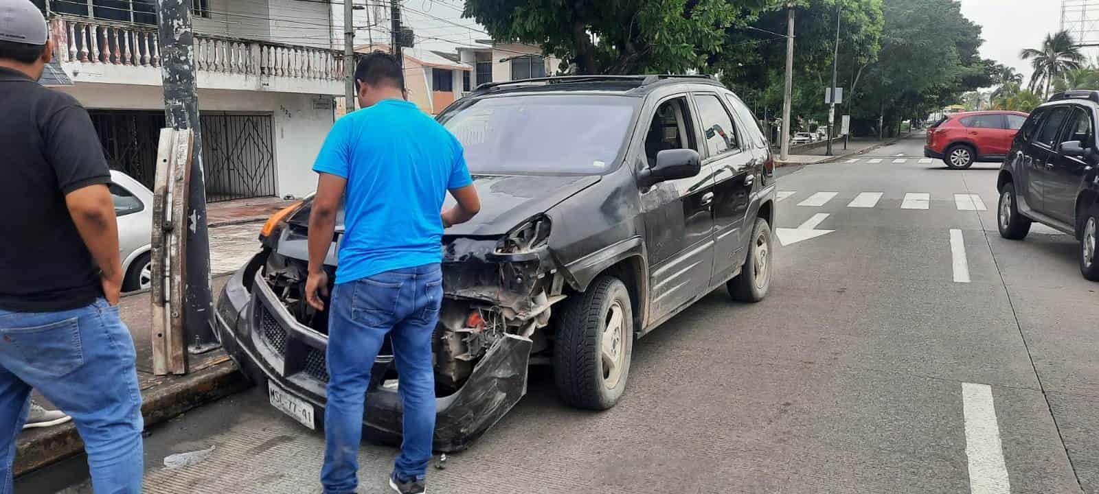 Choque Deja Severos Da Os En Fraccionamiento De Veracruz