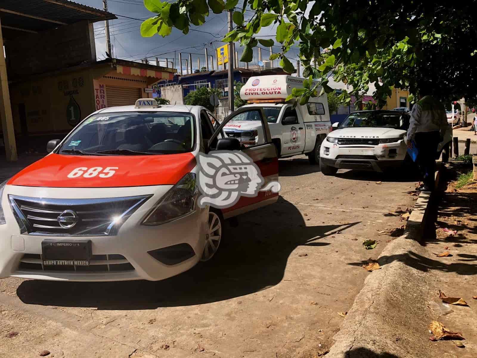 Pasajeros De Taxi Heridos Tras Choque En Barrio De Acayucan