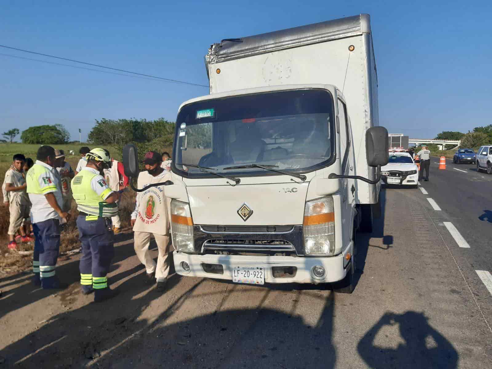 Peregrinos Sufren Accidente En El Sur De Veracruz Hay Un Muerto Y 10