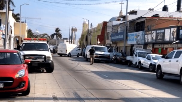 Fuerte operativo policiaco en cabecera municipal de Boca del Río