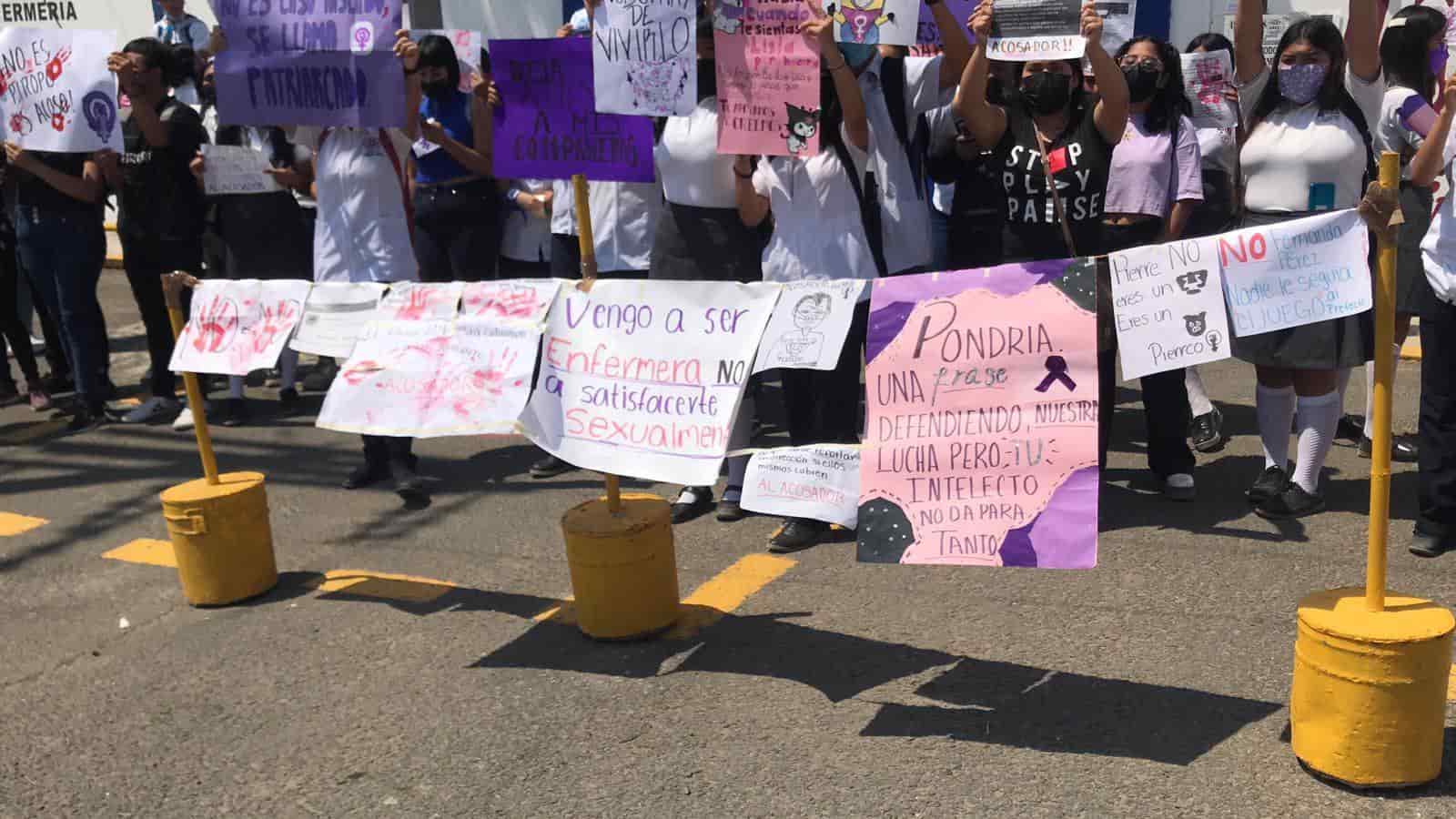 Alto Al Acoso Sexual Se Manifiestan Alumnas Del Cbtis En Veracruz