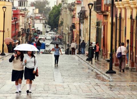 Oaxaca Suspende Clases Por Hurac N Agatha