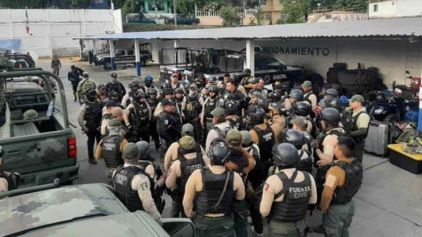 Desarman A Polic A Municipal De Tuxpan Fuerza Civil Y Semar Toman El