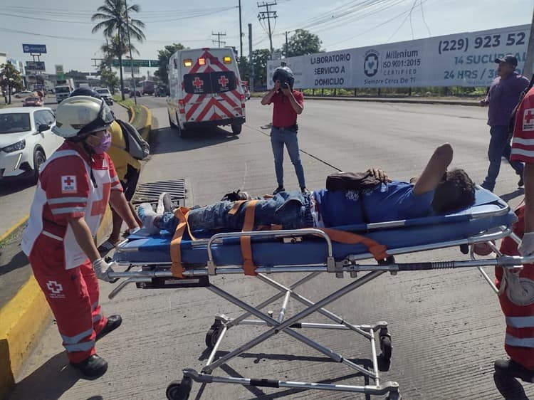 Pareja De Motociclistas Sufre Accidente En Boca Del R O