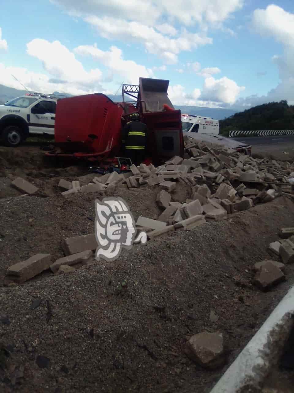 Cami N De Carga Se Queda Sin Frenos En Las Cumbres De Maltrata