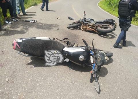 Da Os Cuantiosos Y Lesionados Deja Choque De Motocicletas En Tonay N