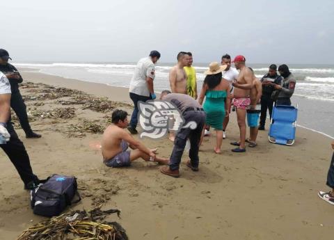 Se salvan dos bañistas de morir ahogados