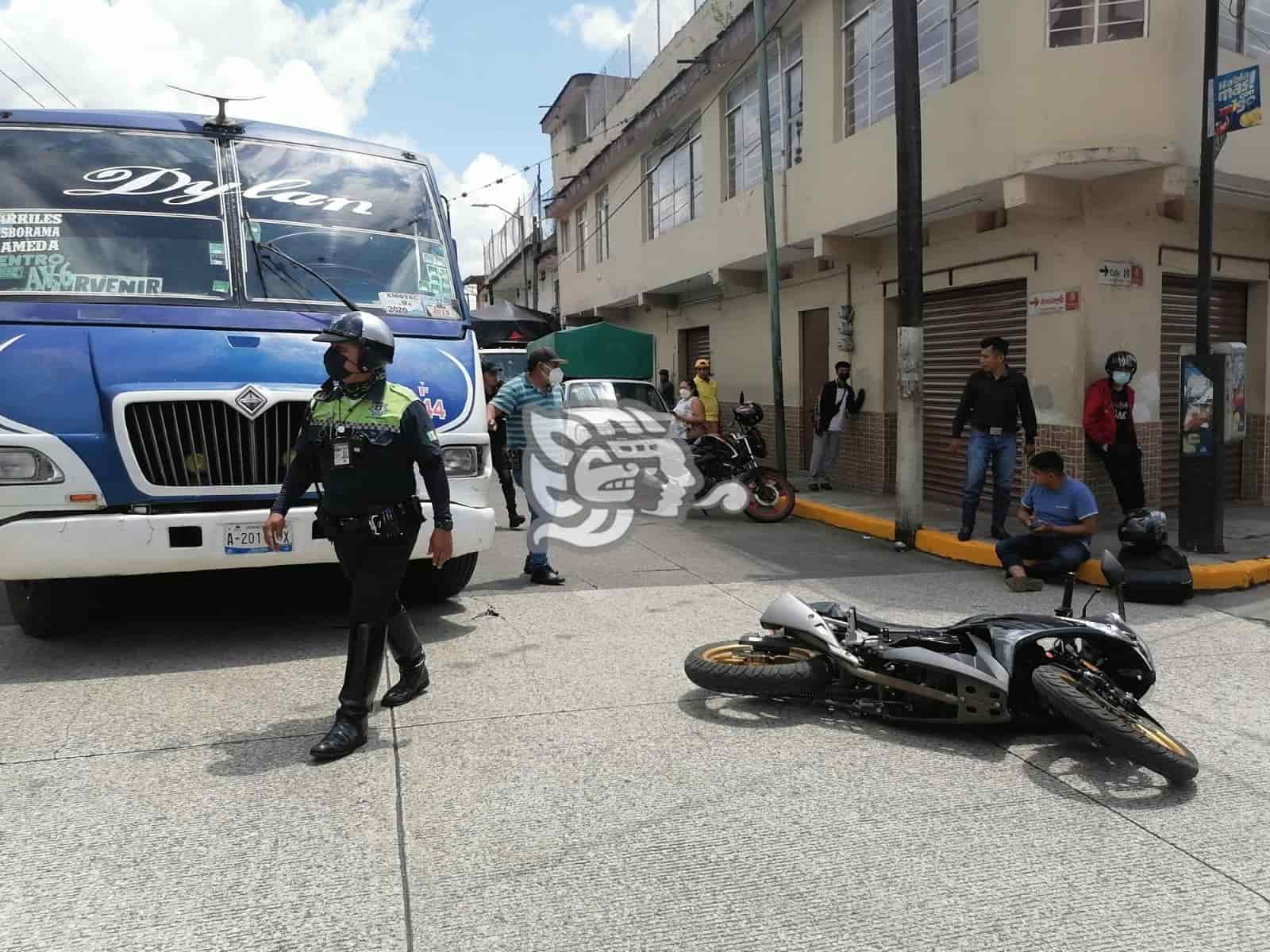 Accidente Entre Autob S Y Motocicleta Deja Lesionado Pas En C Rdoba