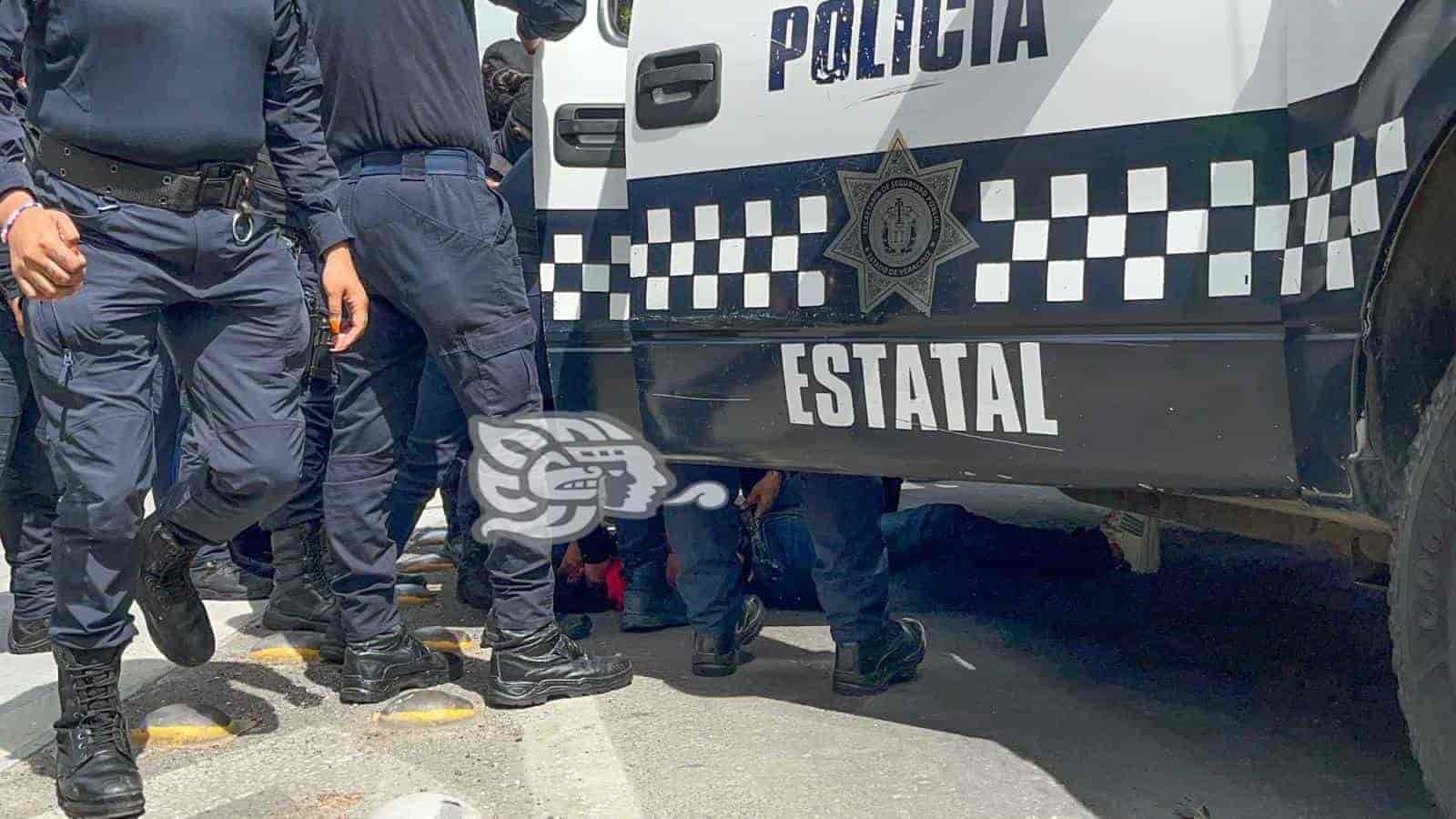 Bloqueo En El Bulevar Xalapa Banderilla Deja Personas Detenidas Video