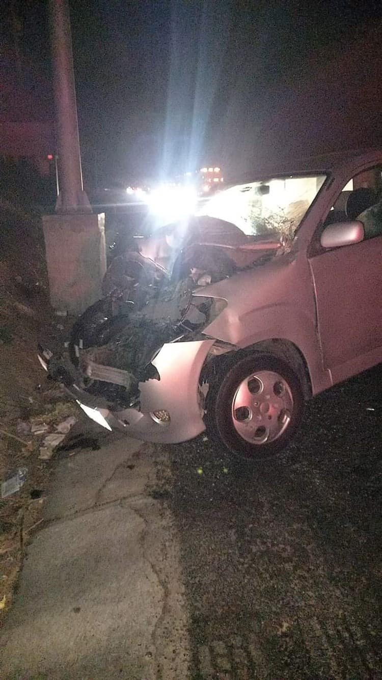 Camioneta Choca Contra Tr Iler En Caseta De La Antigua