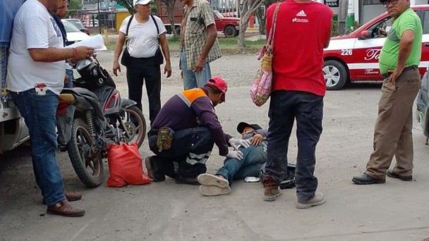 Camioneta Atropella A Motociclistas En Tierra Blanca