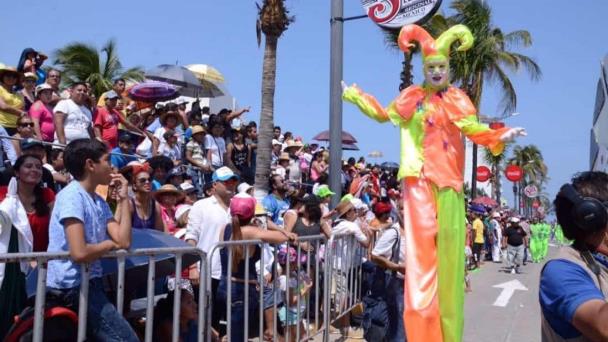 Qu D A Es El Primer Gran Desfile De Carnaval De Veracruz