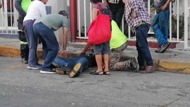 Severamente lesionado tras ser embestido por taxi en Córdoba