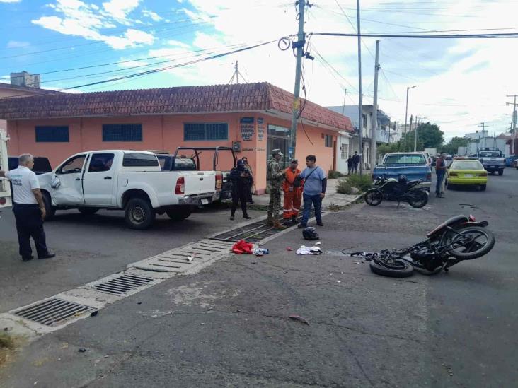 Motociclista De Veracruz Se Impacta Contra Camioneta Y Termina Con Lesiones