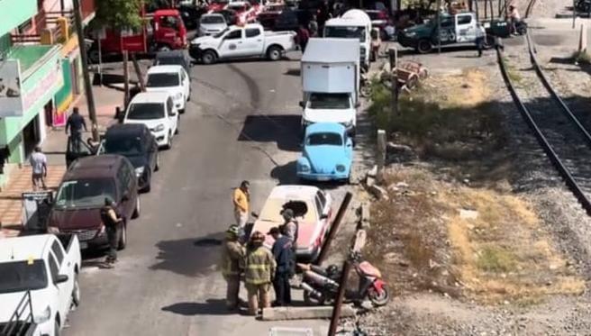 Se Incendia Un Taxi En El Centro De Cardel En Veracruz