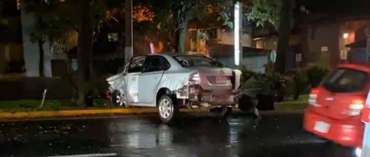 Fuerte choque deja cuatro lesionados en la avenida Lázaro Cárdenas de