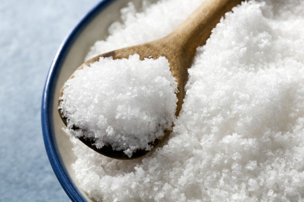 Adiós a la sal: OMS busca limitar el exceso de sodio en alimentos y bebidas
