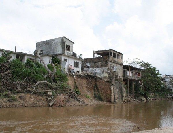Por deslizamiento e inundaciones, en alerta 120 colonias de Xalapa