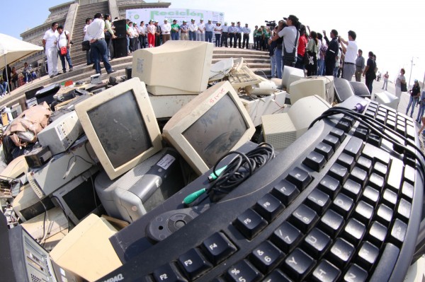 Gobierno de Veracruz deja a empresas privadas a cargo de basura electrónica