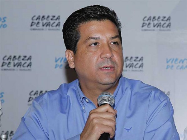 Publican en Diario Oficial desafuero contra García Cabeza de Vaca