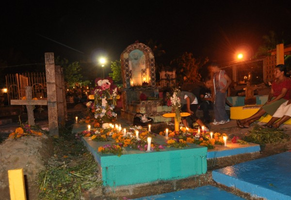 Día de Muertos: fiesta vigente para pueblos de origen Náhuatl y Populaca en el Sur de Veracruz