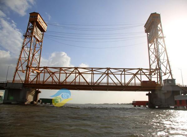 A 2 años de mega inversión, aparecen fallas en el puente Coatzacoalcos I