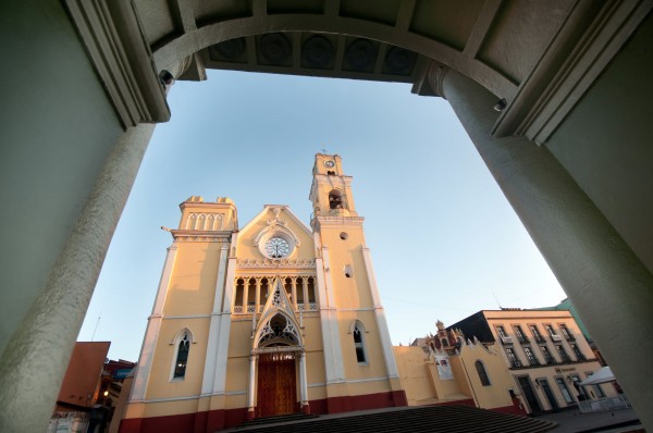 Iglesia toma partido en Xalapa: ‘sólo hay 2 propuestas; no basta ser buena persona