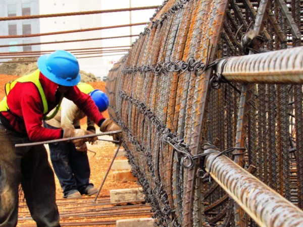 Buscan mecanismo para salvar al sector de la construcción en Coatzacoalcos