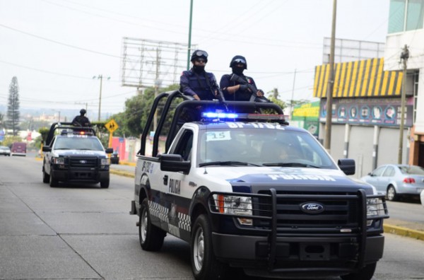 Sujeto que viajaba en taxi dispara contra vivienda en Coatzacoalcos