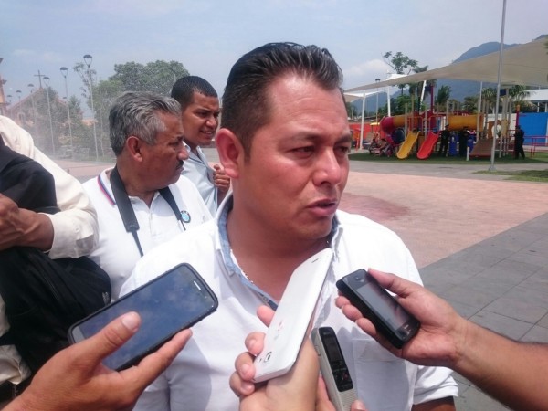 Cuestiona Alcalde de Ixhuatlancillo Semáforo Verde en Veracruz