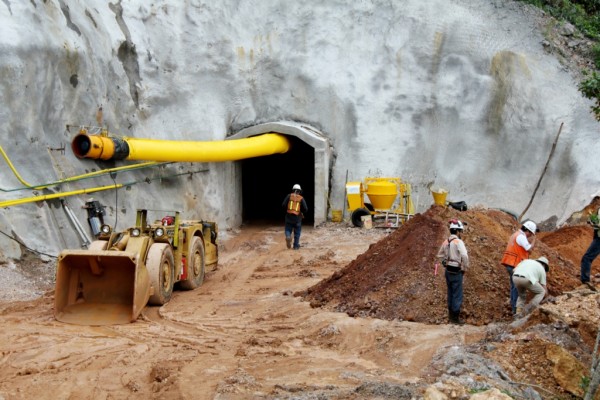 Minera de Canadá planea explorar yacimientos de oro en Villa Rica