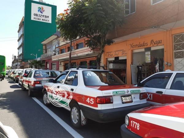 Nueva manifestación de taxistas en Orizaba