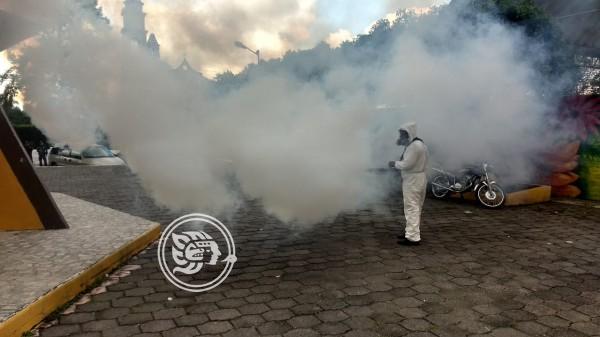 Tras alza en casos de dengue, inician fumigación en Ixhuatlancillo