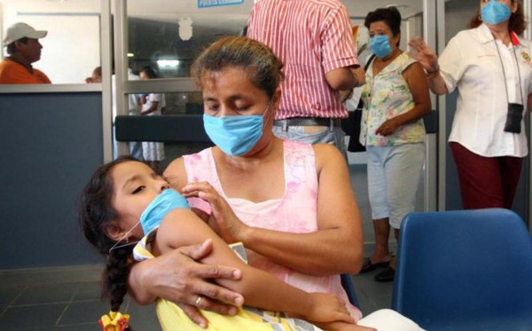 Se agrava crisis en Salud; suspenden campaña de vacunas