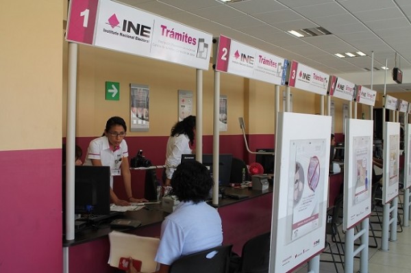 Se prepara INE Tuxpan para atender a rezagados por cambio de credencial