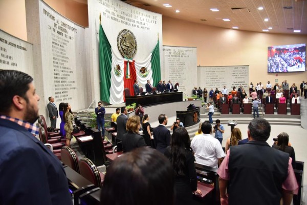 Quieren que una mujer presida Mesa Directiva del Congreso de Veracruz