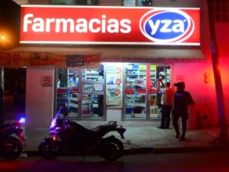 A mano armada asaltan a empleados de farmacia en Coatzacoalcos