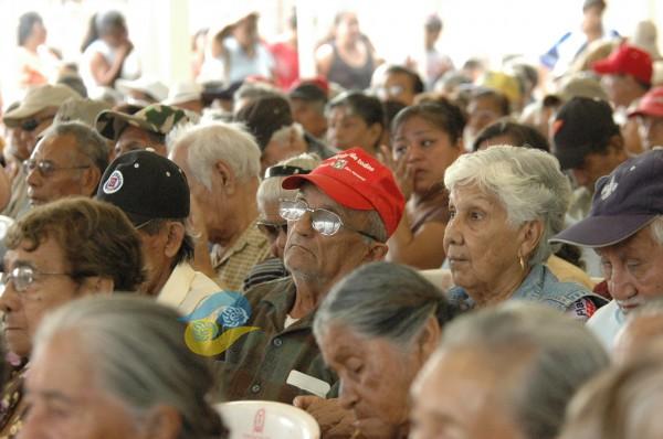 Continúa inscripción de adultos mayores a pensión Bienestar en Orizaba