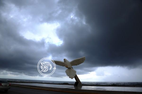 Prevén tormentas por entrada de frente frío a Veracruz