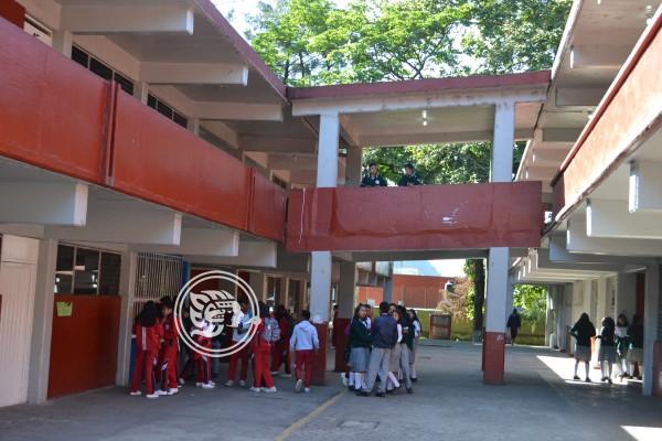 Filtran video de pelea en secundaria de Orizaba; sancionan a implicados