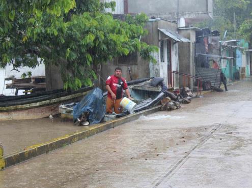 Veracruz, entre estados del sur que más sufren por lluvias