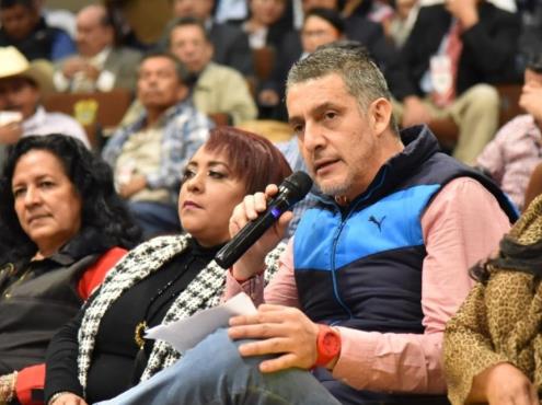 Urgente recuperar la floricultura en Fortín, sostiene Víctor Vargas