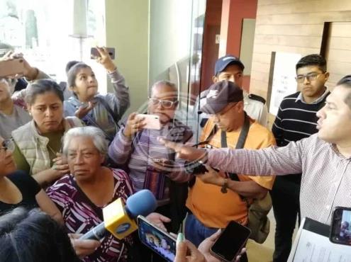 En Orizaba, tensa reunión de autoridades con familiares de desaparecidos