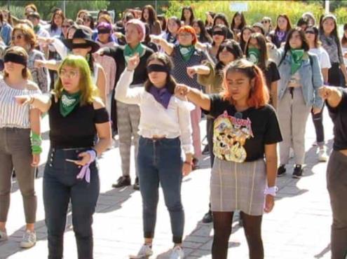 Universitarias de Querétaro denuncian violencia de género de 9 profesores