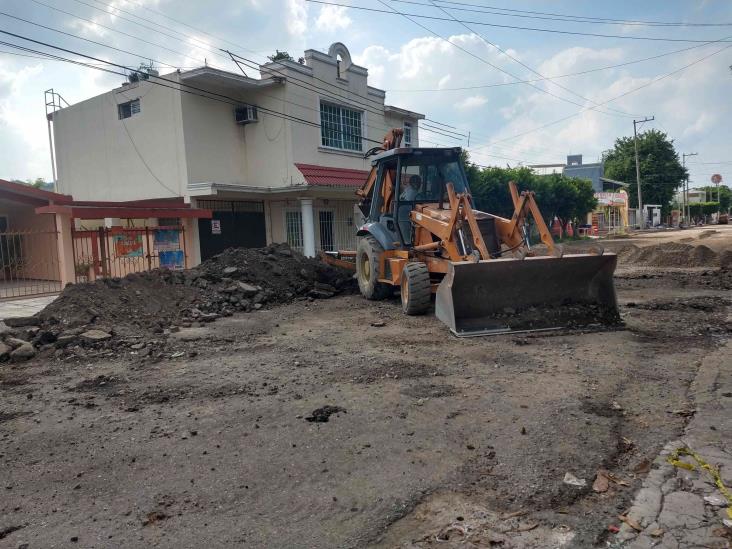 Materialistas exigen pagos a constructoras en Poza Rica