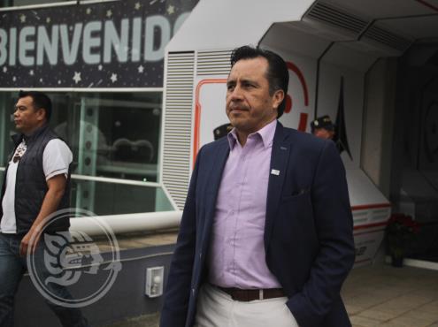Ante recortes, pide Cuitláhuac a alcaldes de Veracruz no desesperar