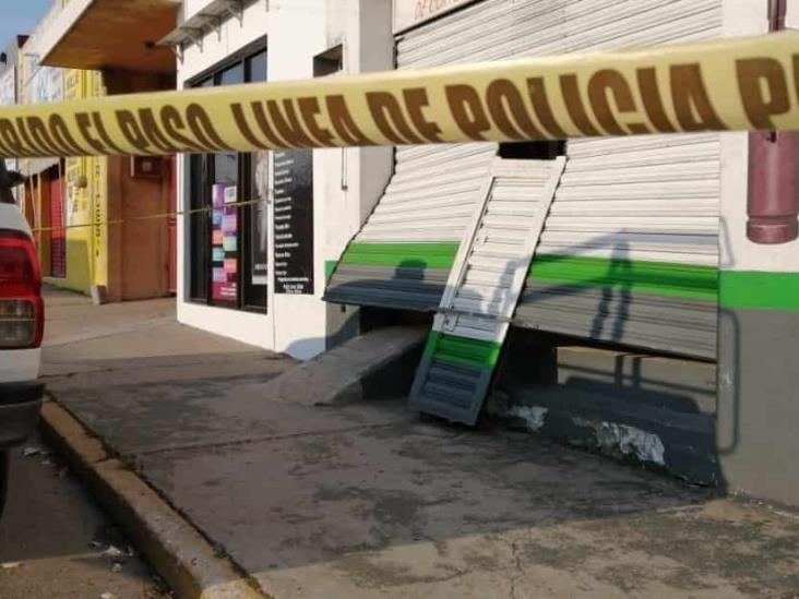 Cortinazos en Coatzacoalcos, por baja económica, no por inseguridad: Alcalde