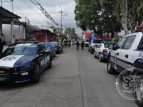 Aseguran bodega en Córdoba con 16 Land Rover robadas